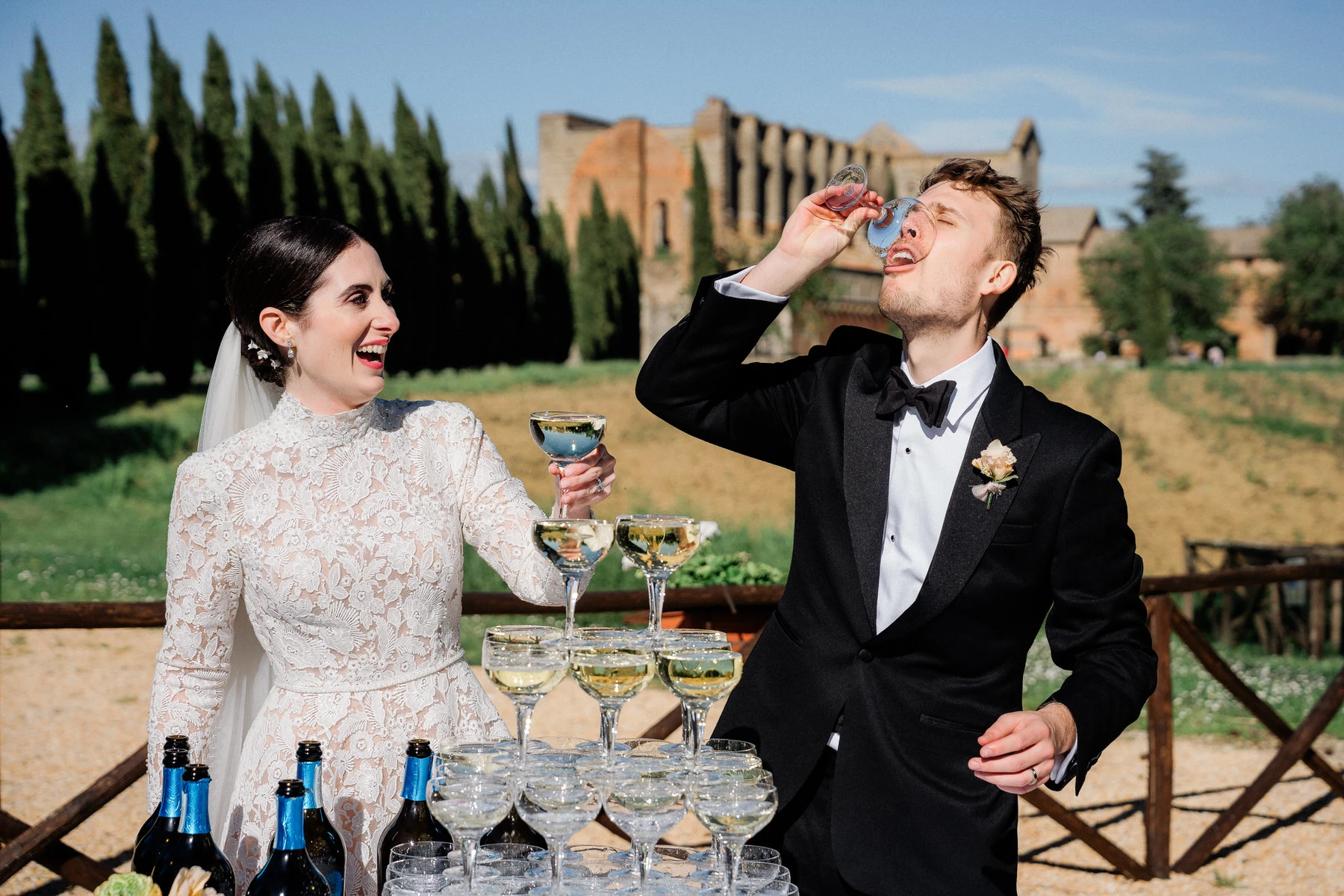 San Galgano Fairytale: an australian wedding in a Tuscan Abbey